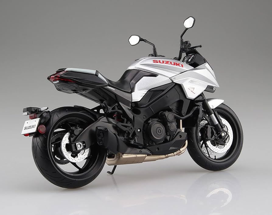 スズキ GSX-S1000S 刀 1/12 完成品 バイク ブラック 71zlrYLA+5L._UF894,1000_QL80_.jpg